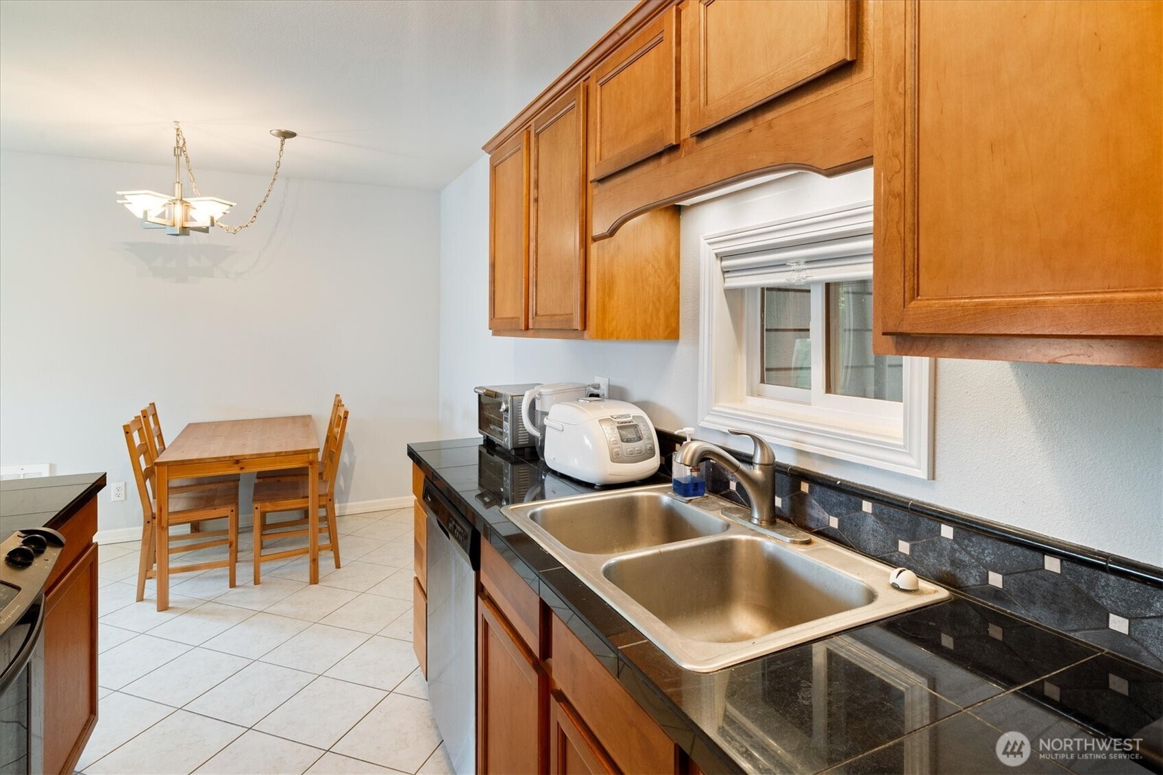 1111 Kirkland Avenue Unit: 5A