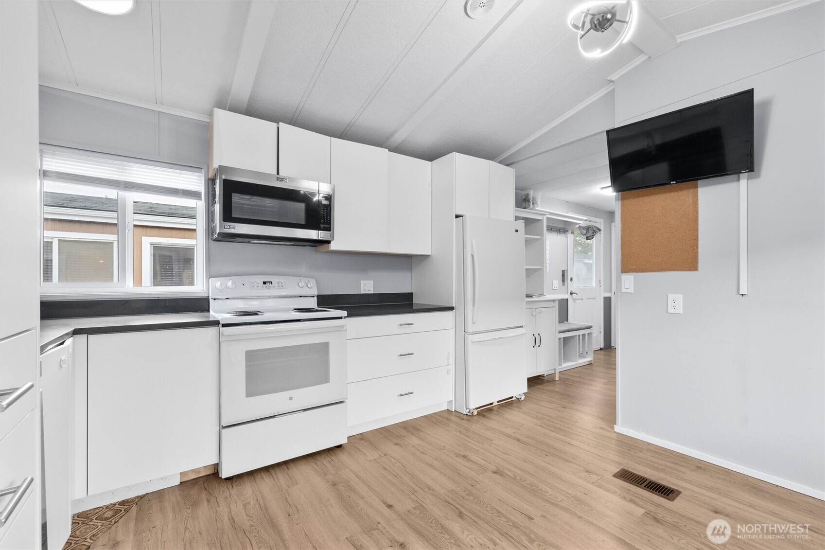 9931 18th Avenue W Unit: 37
