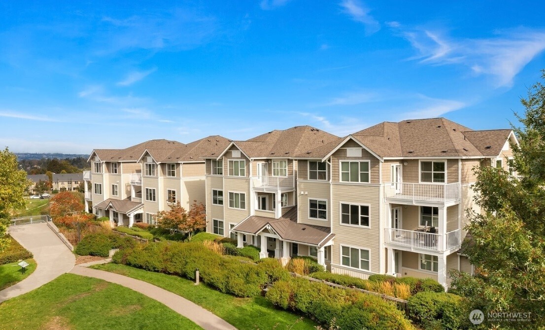 2990 SW Raymond Street Unit: 301