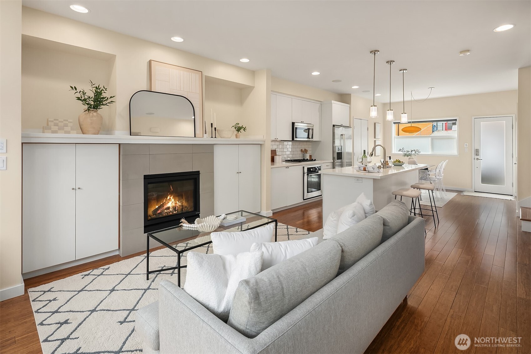205 27th Avenue E Unit: C