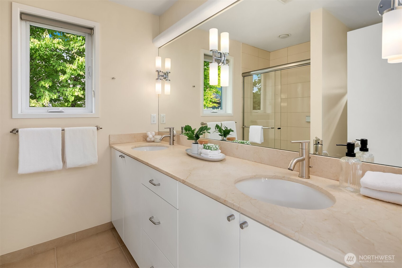 205 27th Avenue E Unit: C
