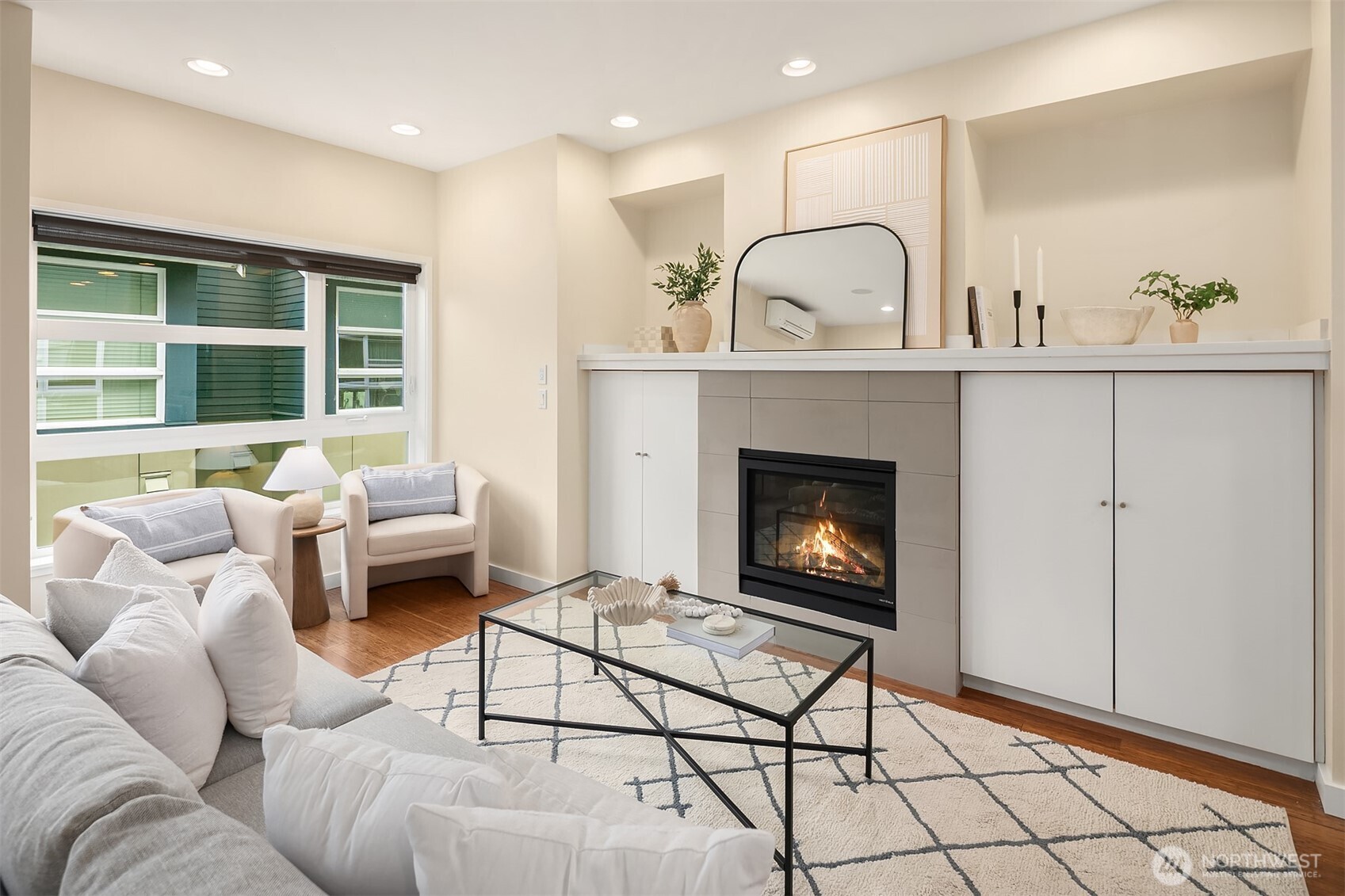 205 27th Avenue E Unit: C