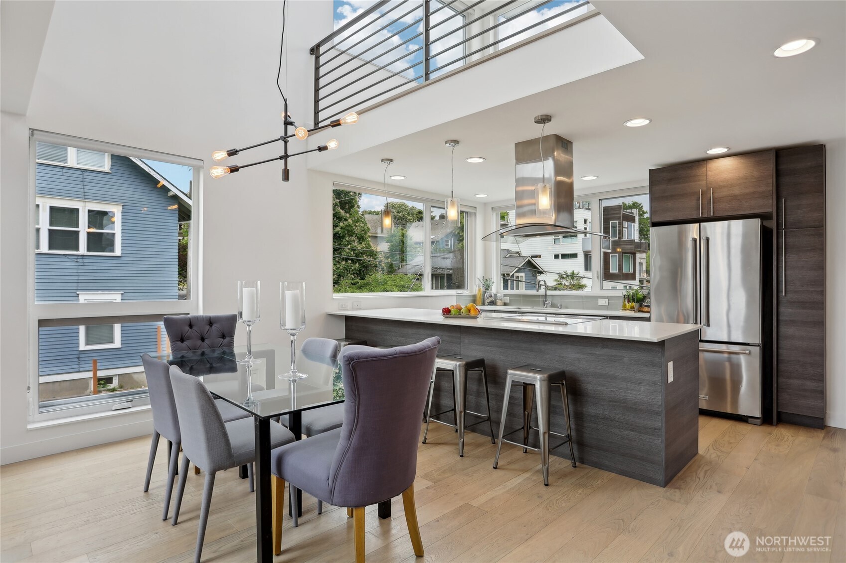 1917 E Denny Way
