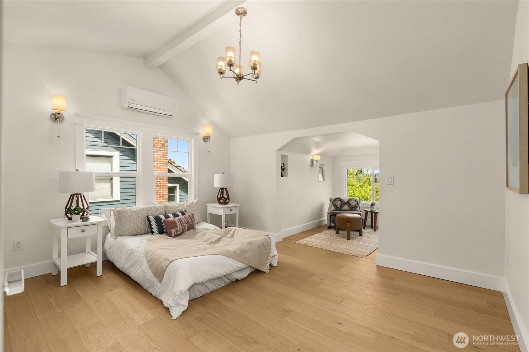 3111 Broadway E