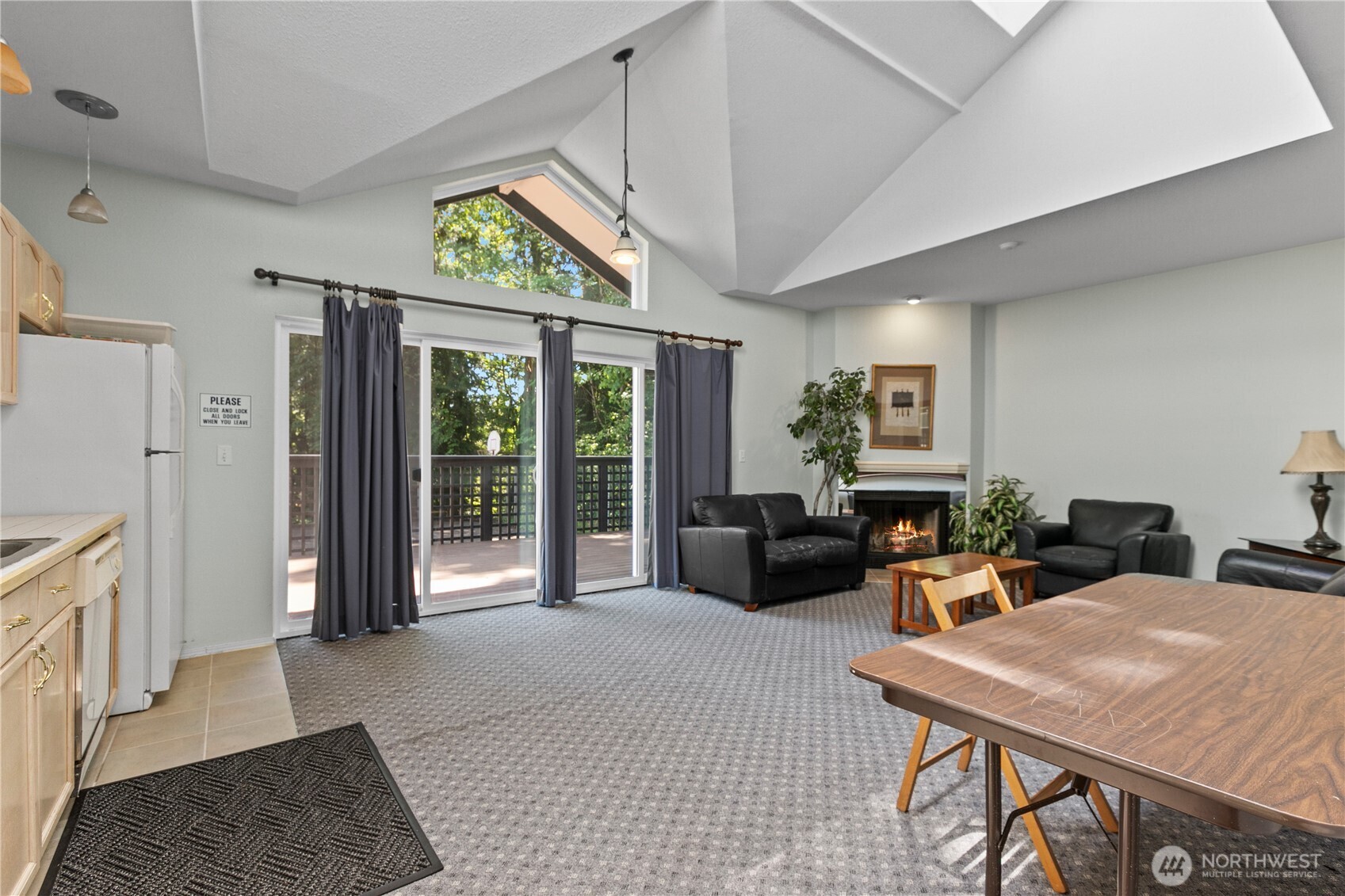 16019 Waynita Way NE Unit: F207