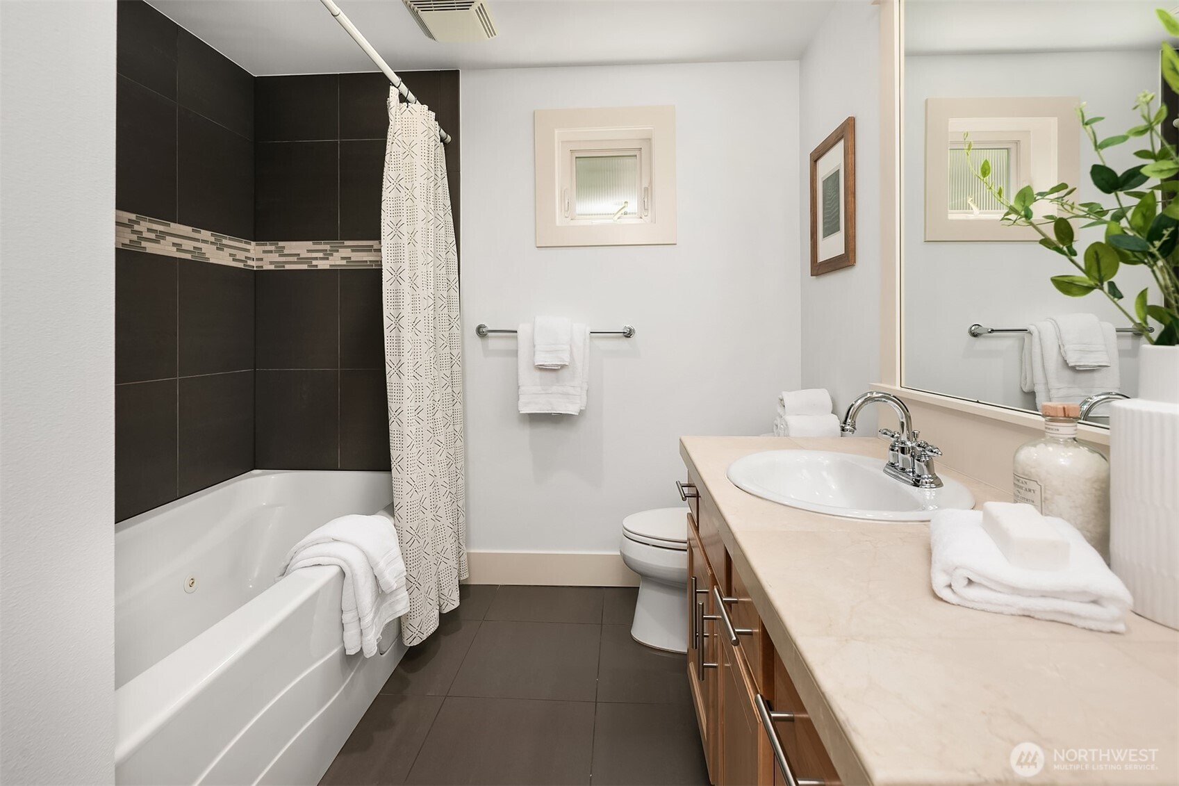 3122 Franklin Avenue E Unit: A