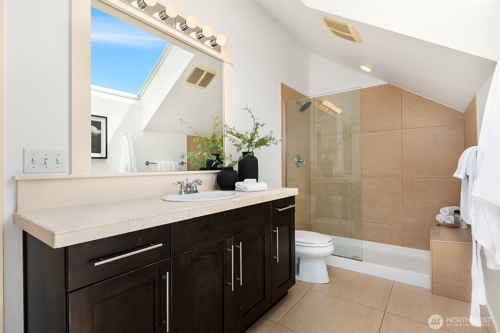 3122 Franklin Avenue E Unit: A