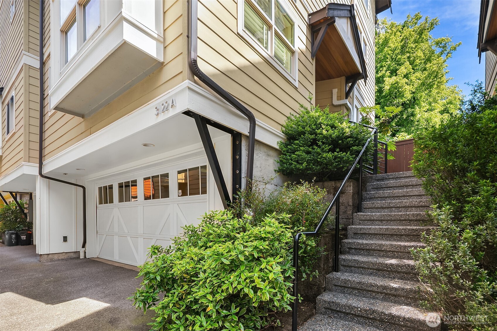 3122 Franklin Avenue E Unit: A
