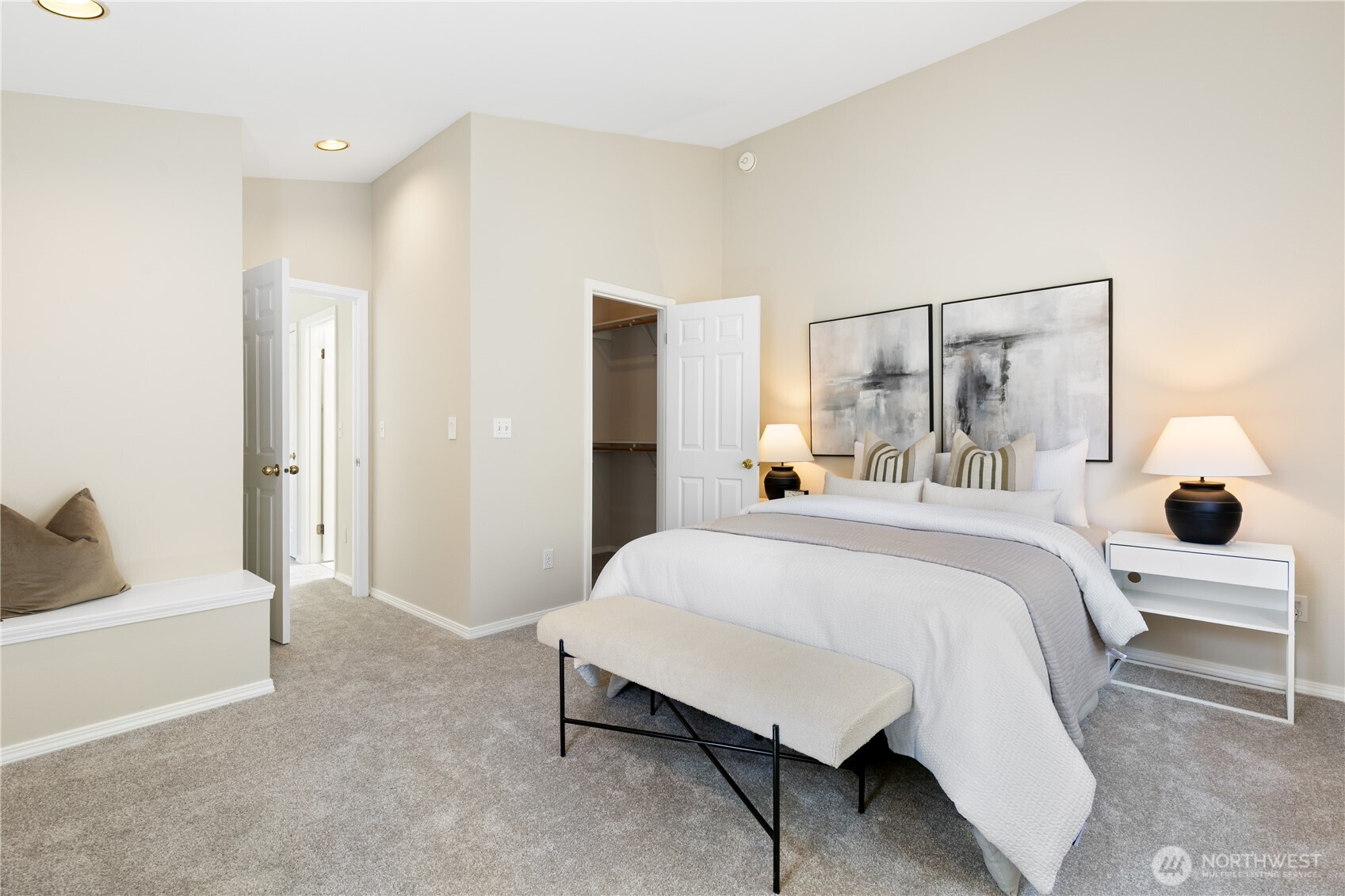 6537 5th Avenue NE Unit: B