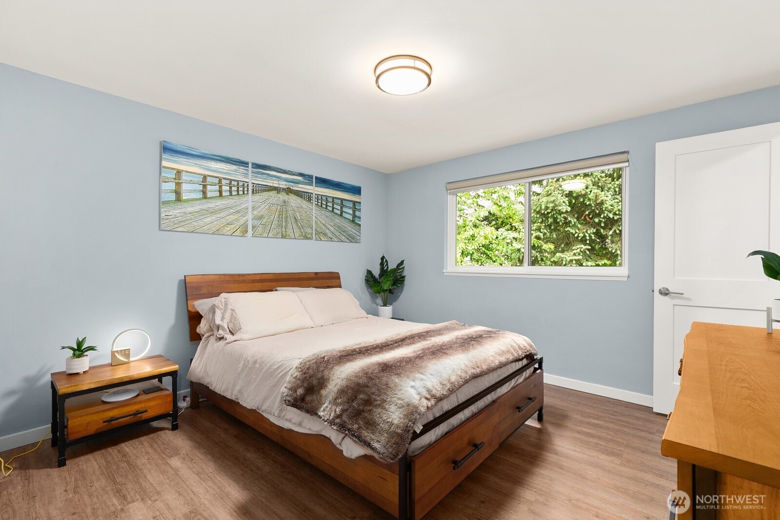 11737 5th Avenue NE Unit: B