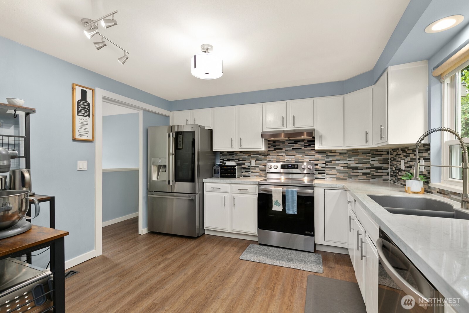 11737 5th Avenue NE Unit: B