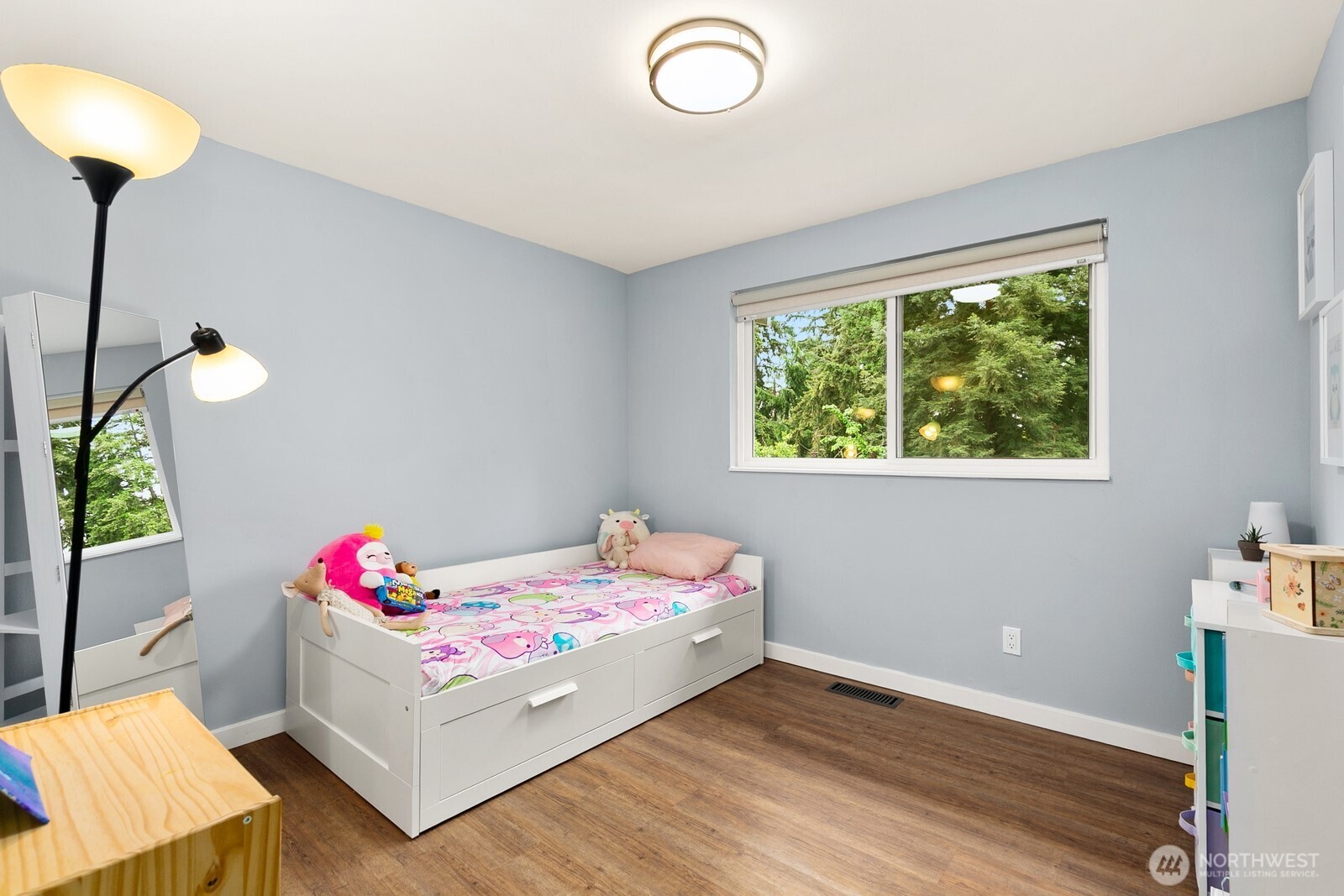 11737 5th Avenue NE Unit: B
