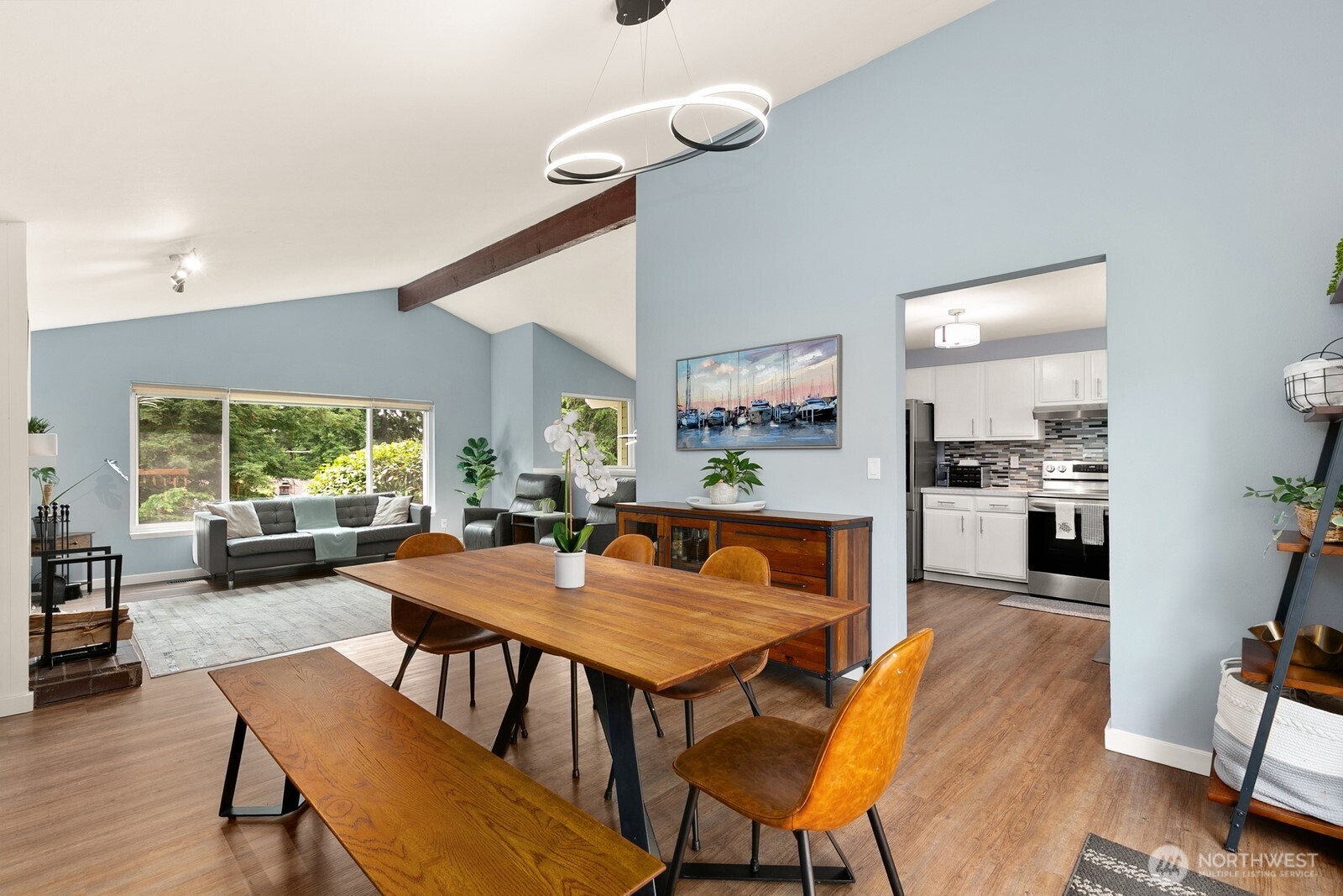 11737 5th Avenue NE Unit: B