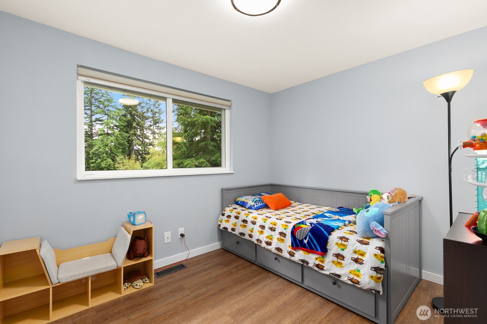 11737 5th Avenue NE Unit: B