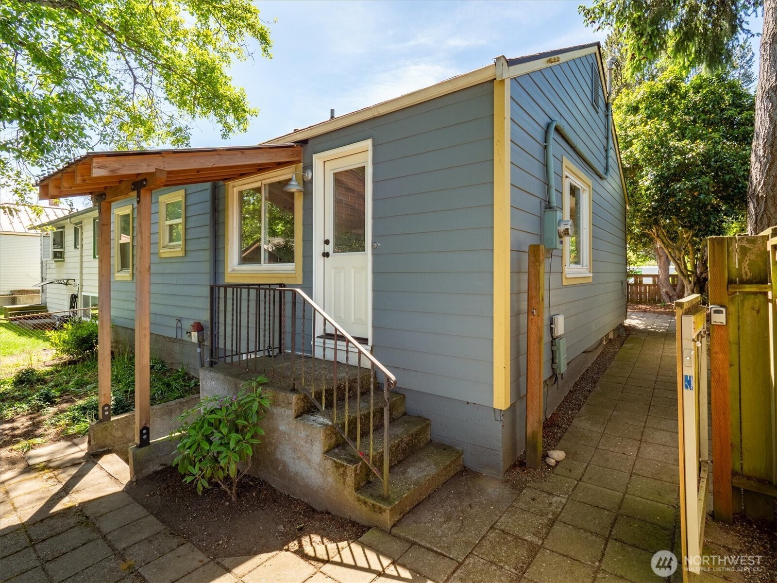 9010 13TH Avenue SW