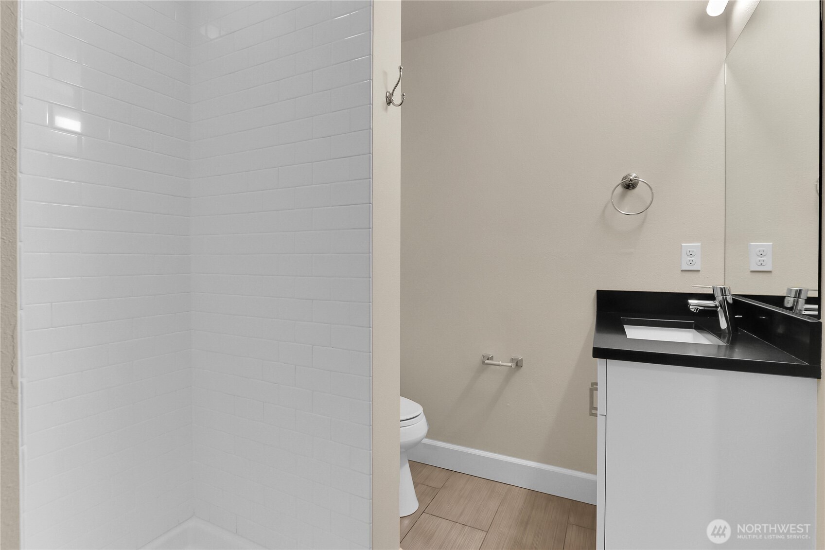 1906 5th Avenue W