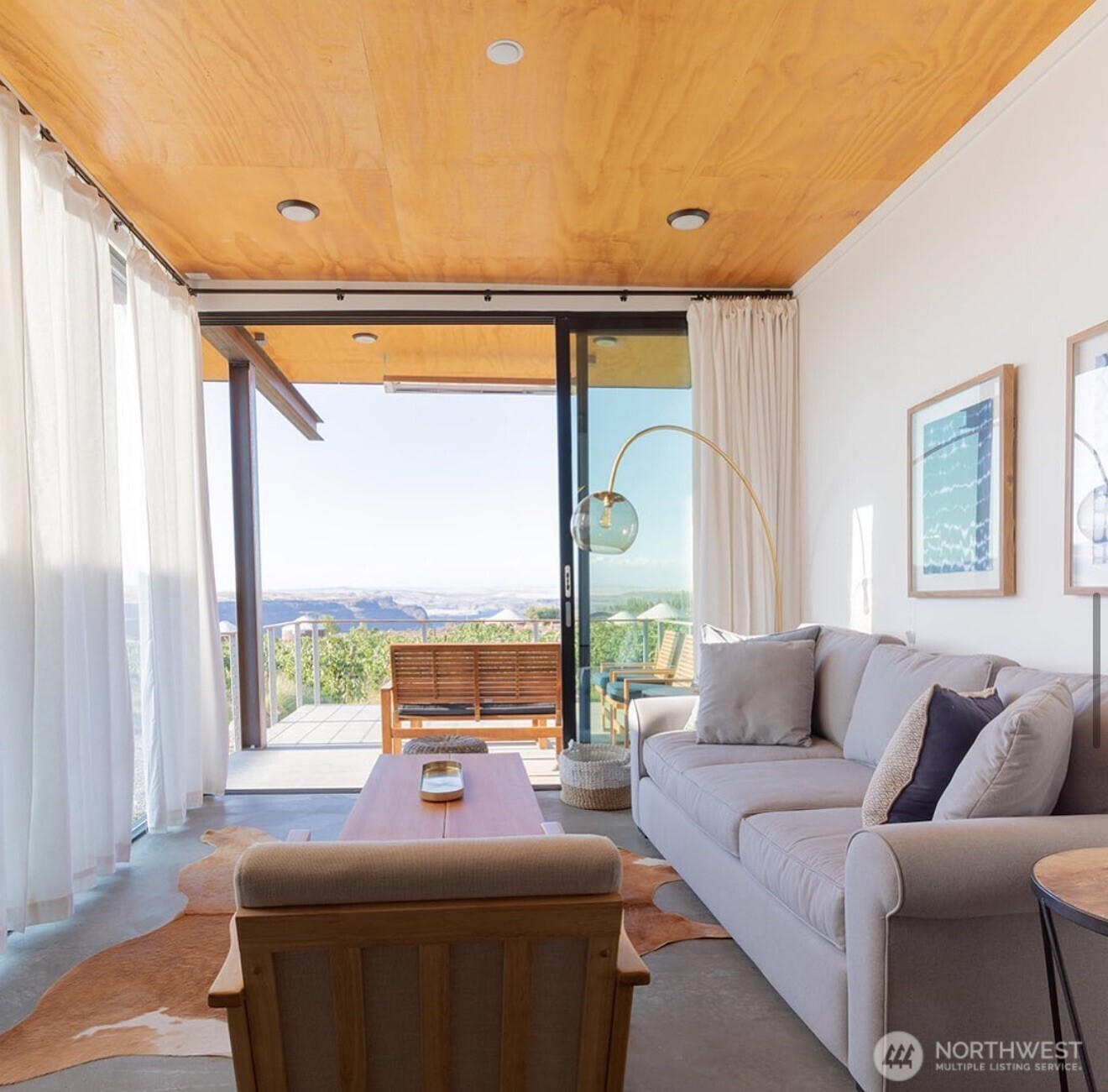 23672 NW Cliffe Pointe Road Unit: 9D