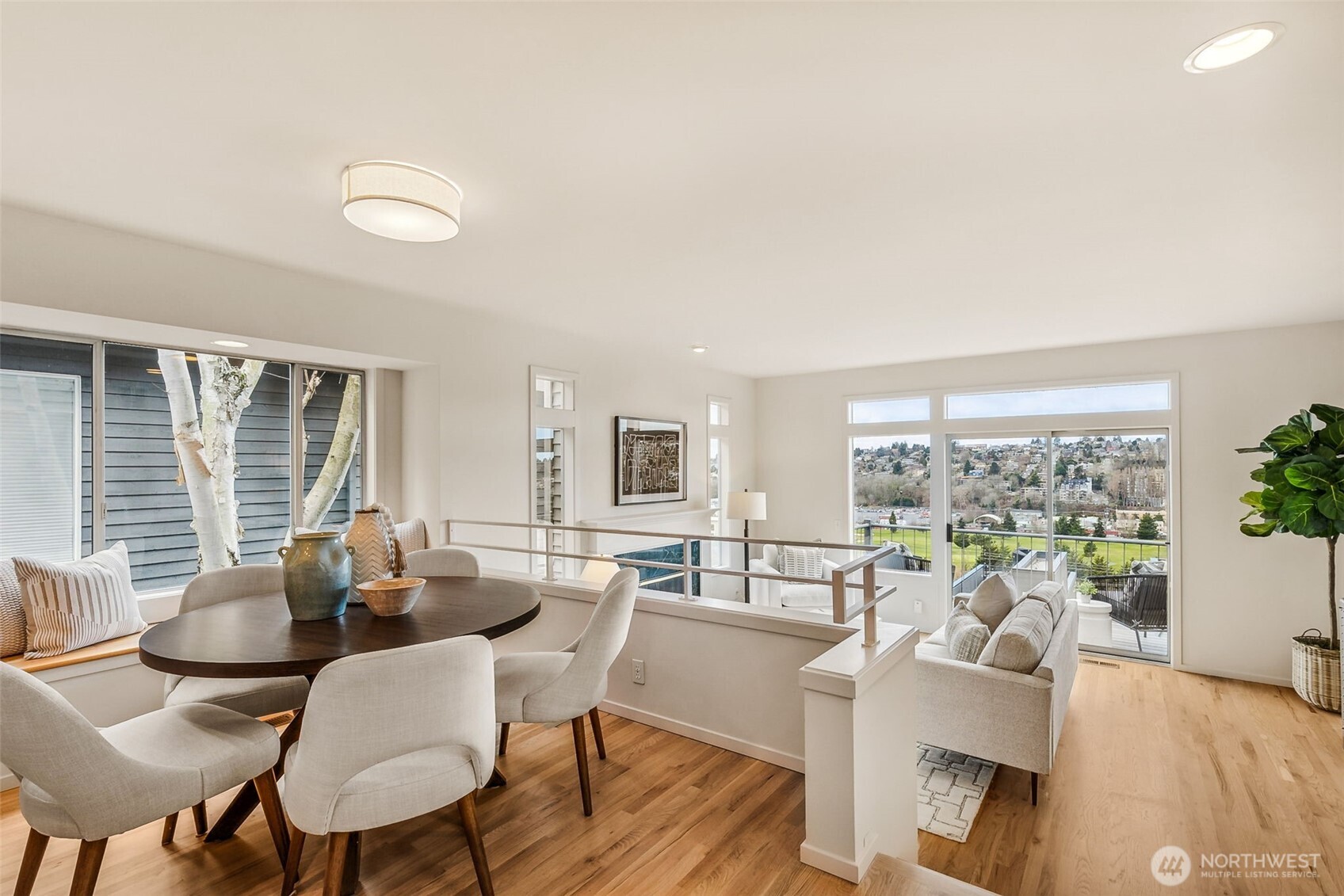 2605 13th Avenue W