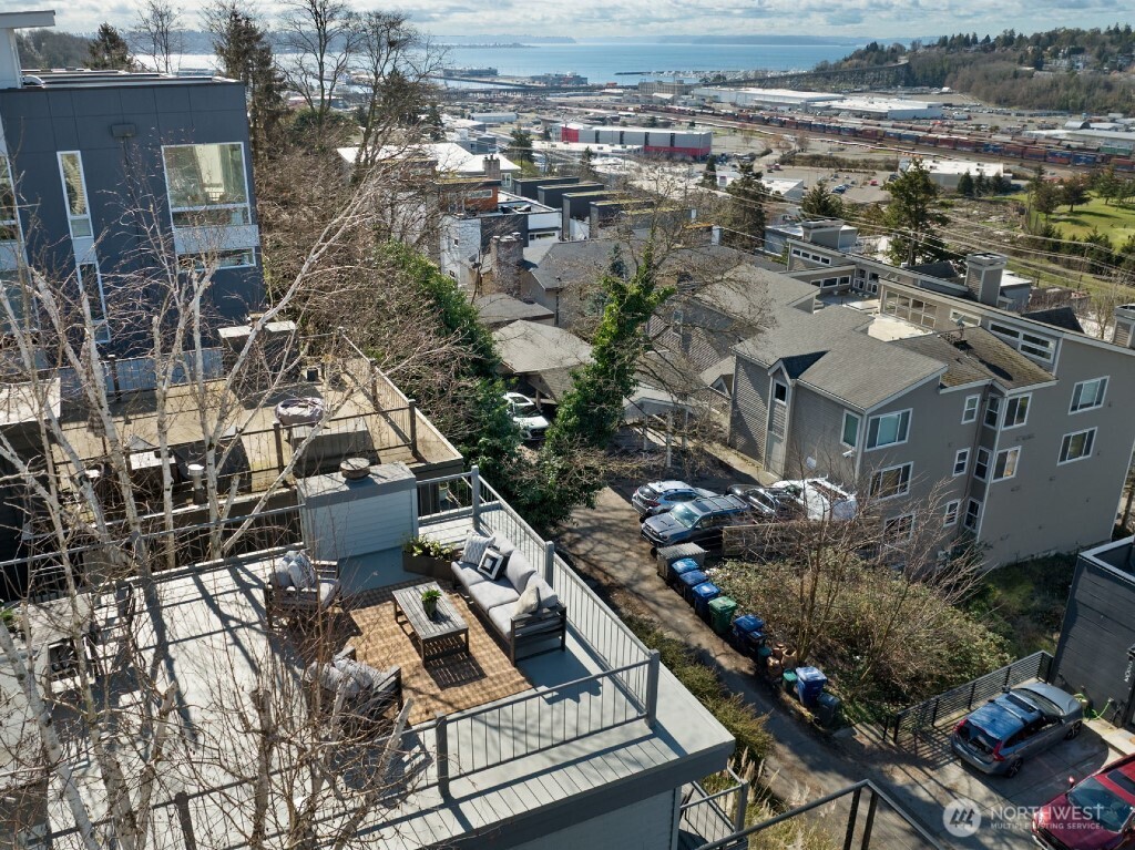2605 13th Avenue W