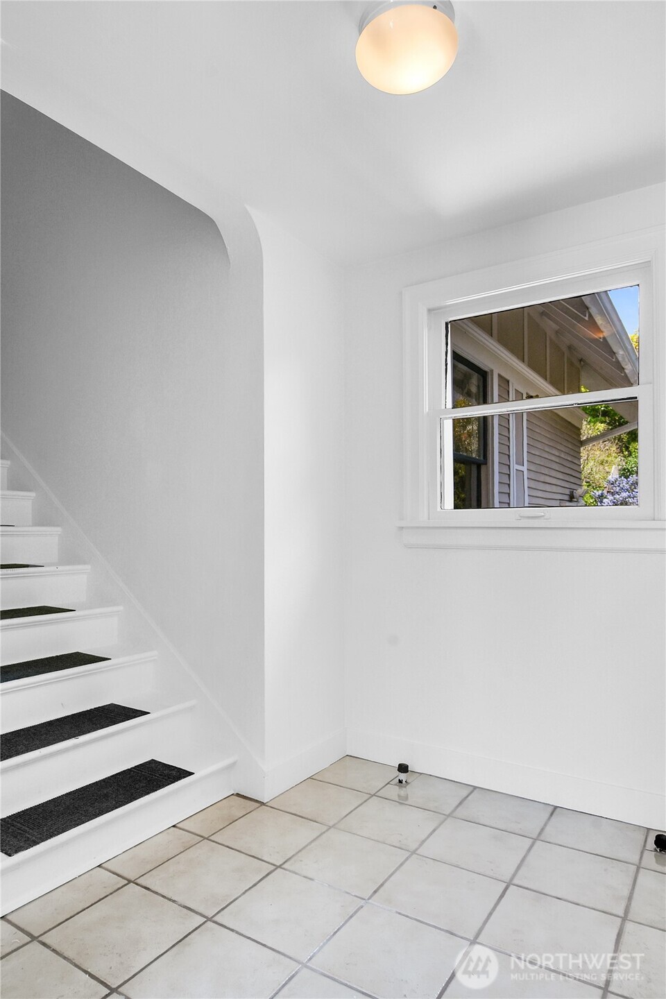 2008 Nob Hill Avenue N