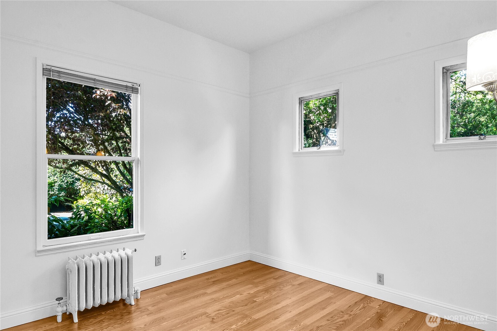 2008 Nob Hill Avenue N