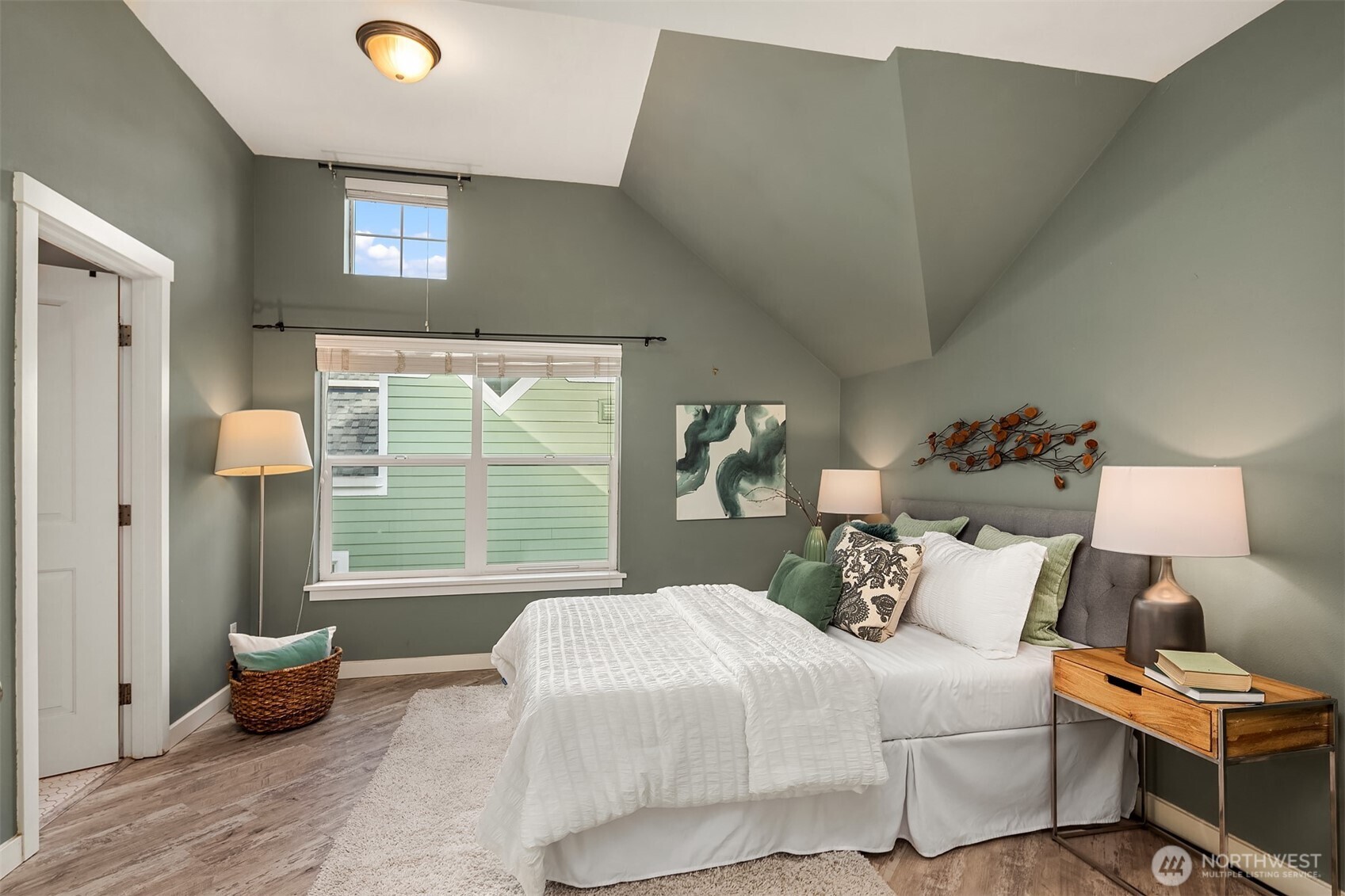 7321 47th Avenue SW Unit: B
