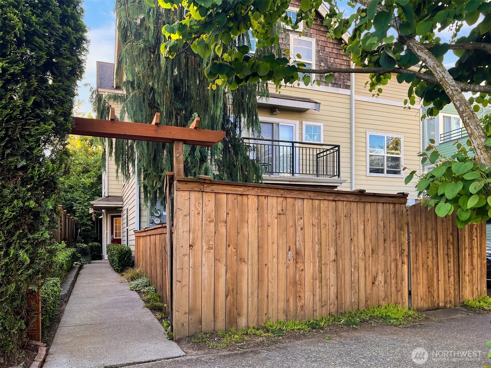 7321 47th Avenue SW Unit: B