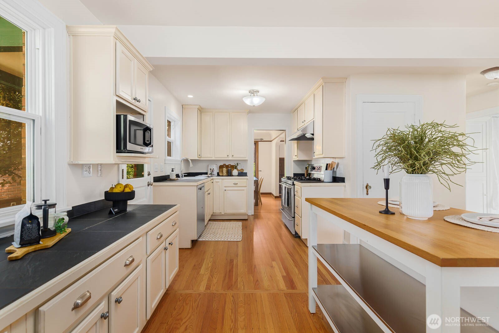 1214 NE 98th Street