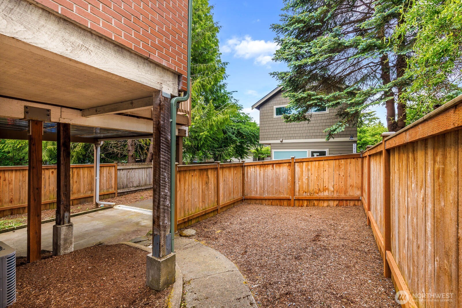 1214 NE 98th Street