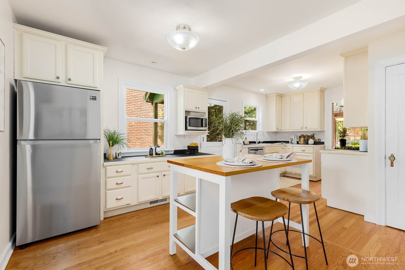 1214 NE 98th Street
