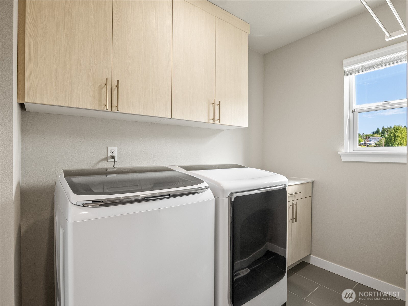 8269 S 118th Court