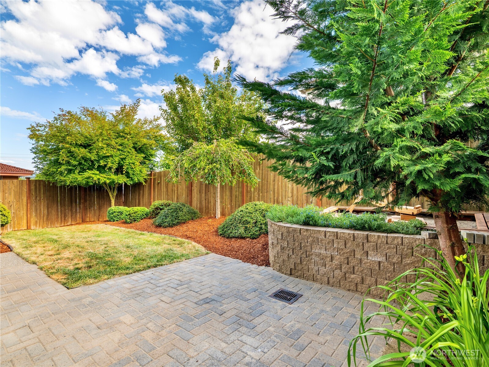 8269 S 118th Court