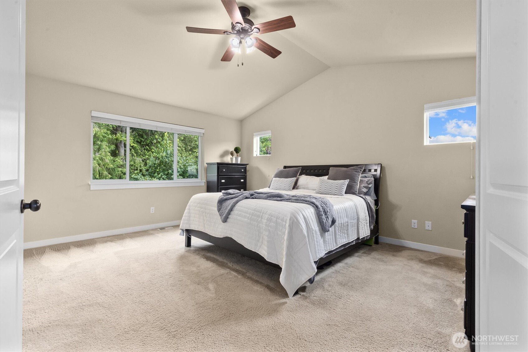 4702 Mount Baker Loop