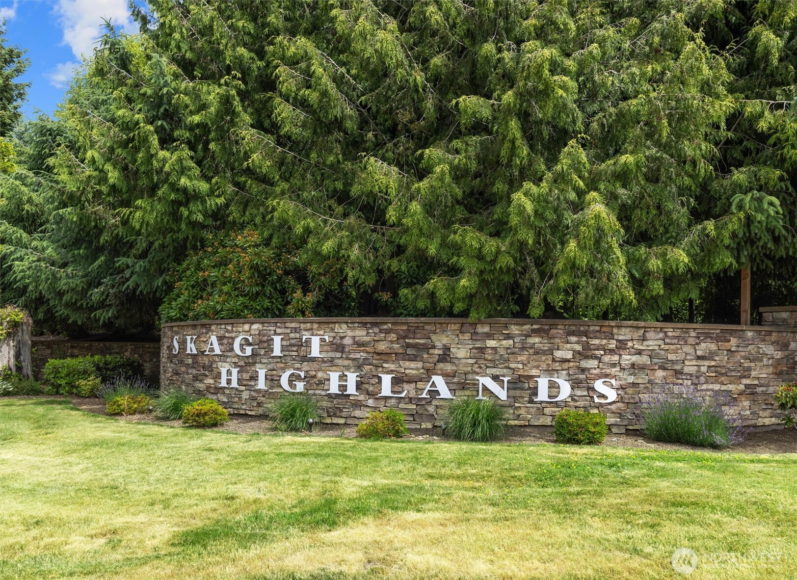 4702 Mount Baker Loop