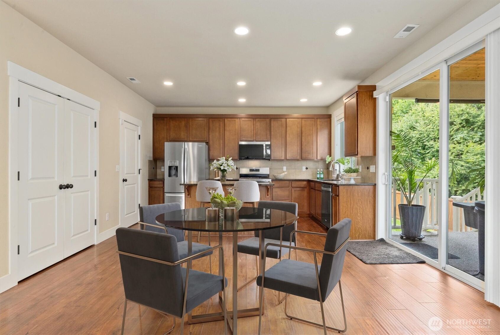 4702 Mount Baker Loop