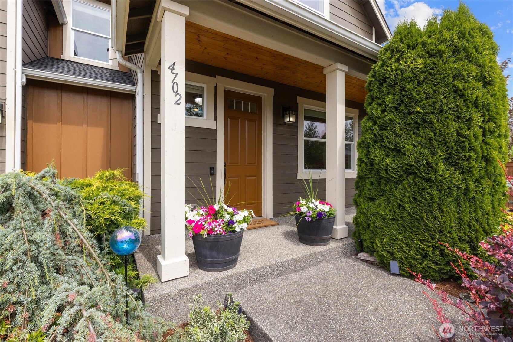 4702 Mount Baker Loop