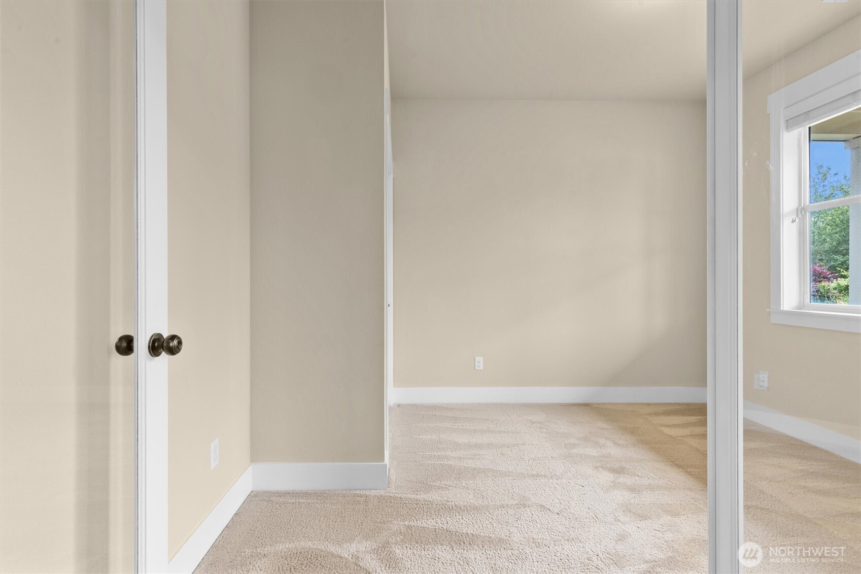 4702 Mount Baker Loop
