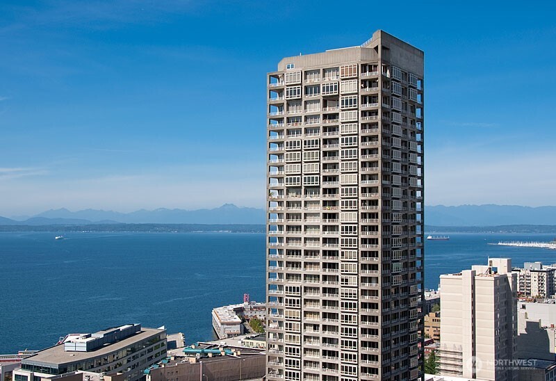 2125 1st Avenue Unit: 3003