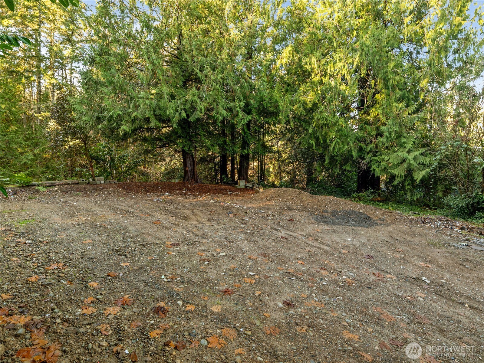 1843 Kitsap Lake Road NW