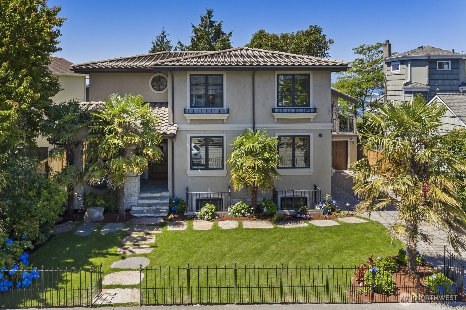 4043 55th Avenue SW