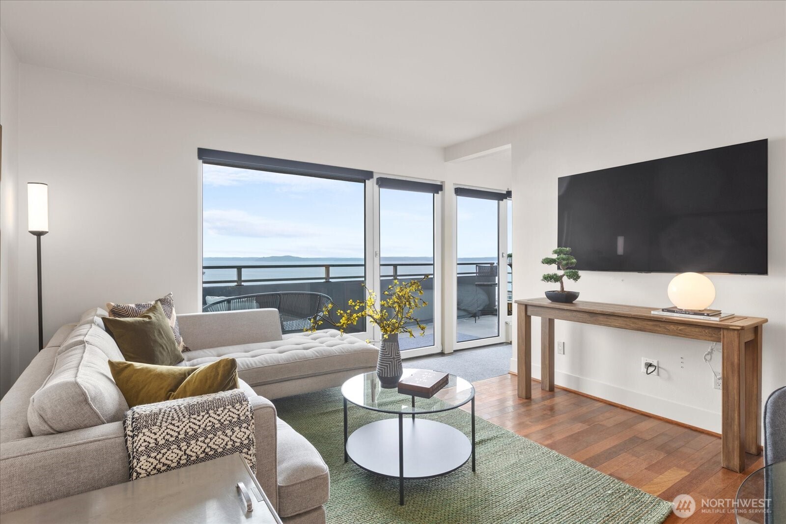 1415 2nd Avenue NE Unit: 1801