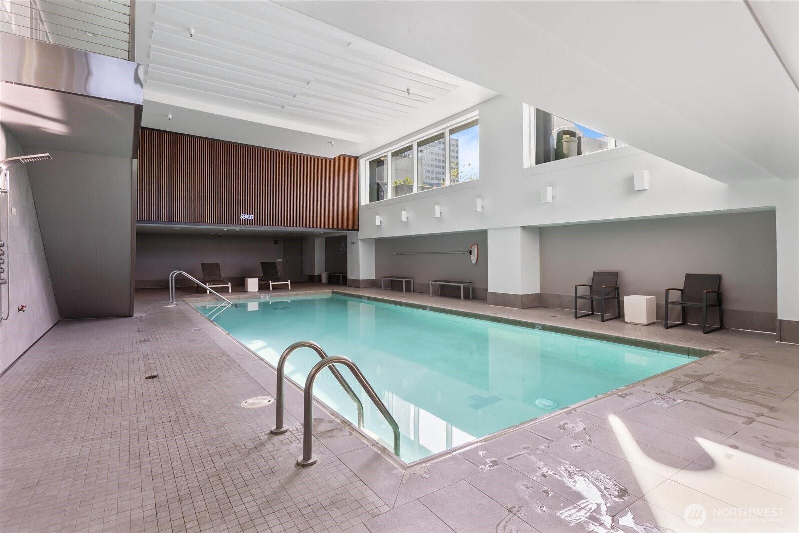 1415 2nd Avenue NE Unit: 1801
