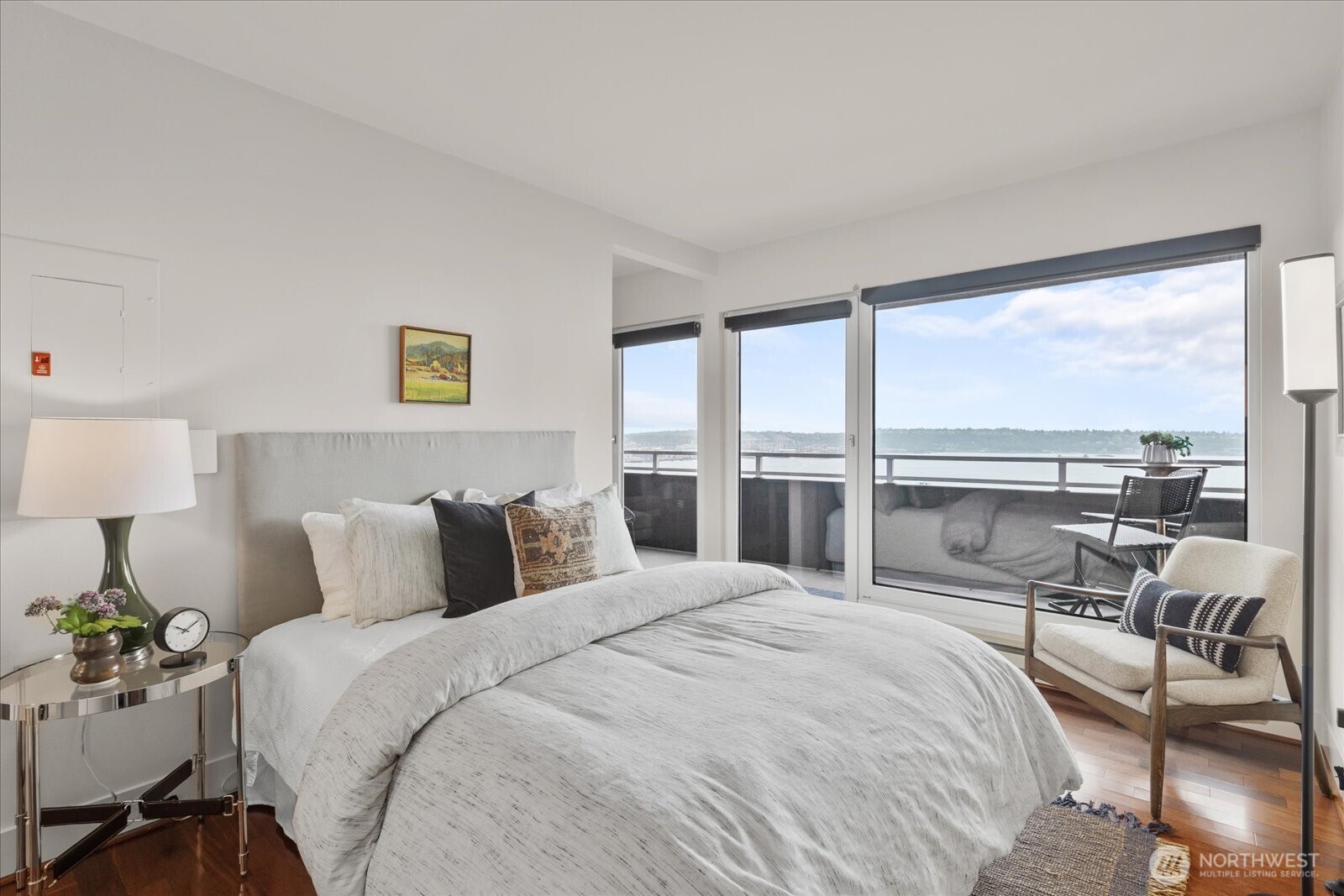 1415 2nd Avenue NE Unit: 1801