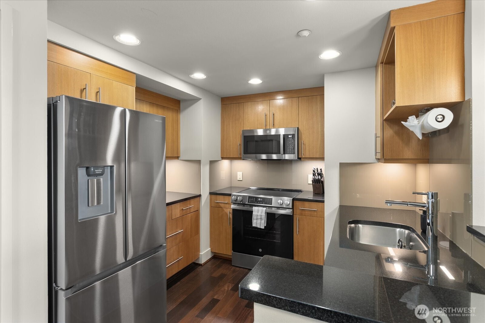 1415 2nd Avenue NE Unit: 1801
