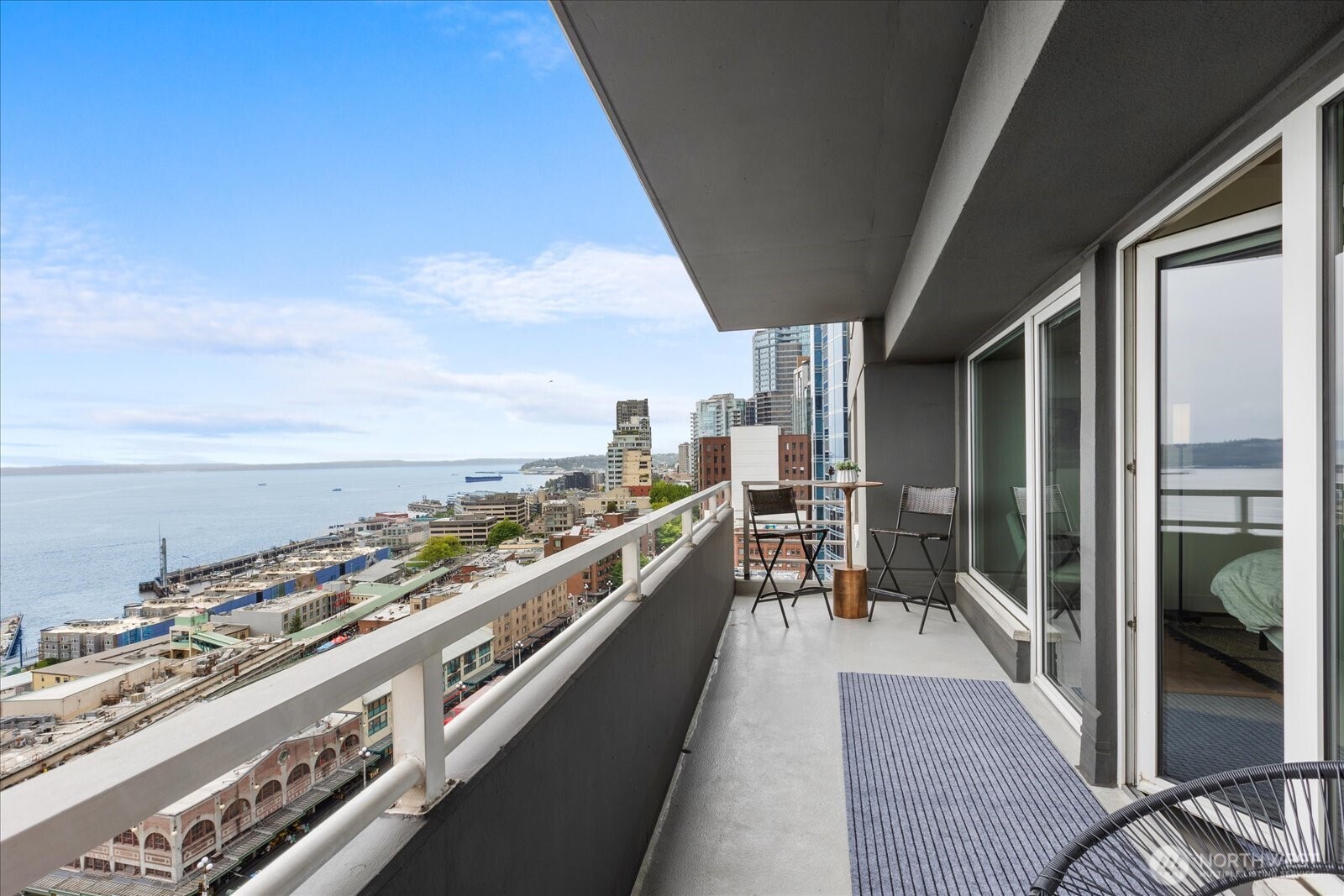 1415 2nd Avenue NE Unit: 1801