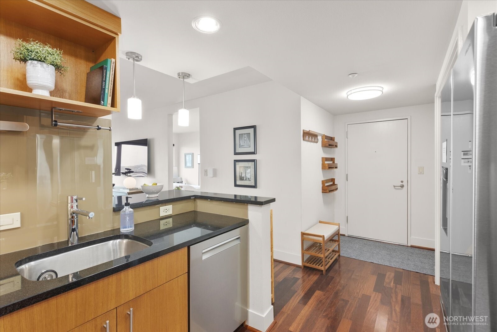 1415 2nd Avenue NE Unit: 1801