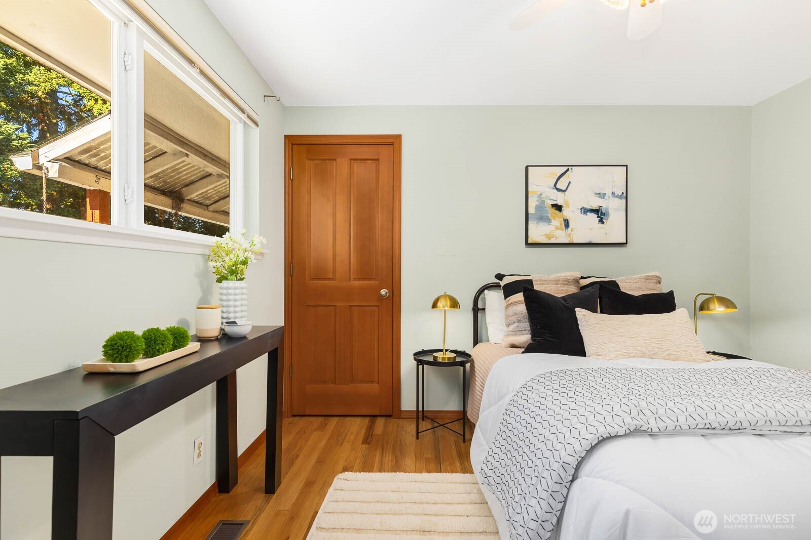 132 NE 130th Street