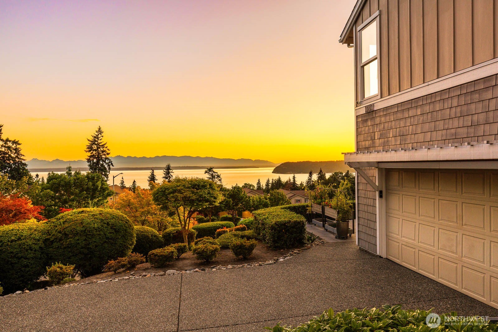 11012 Villa Rosa Lane