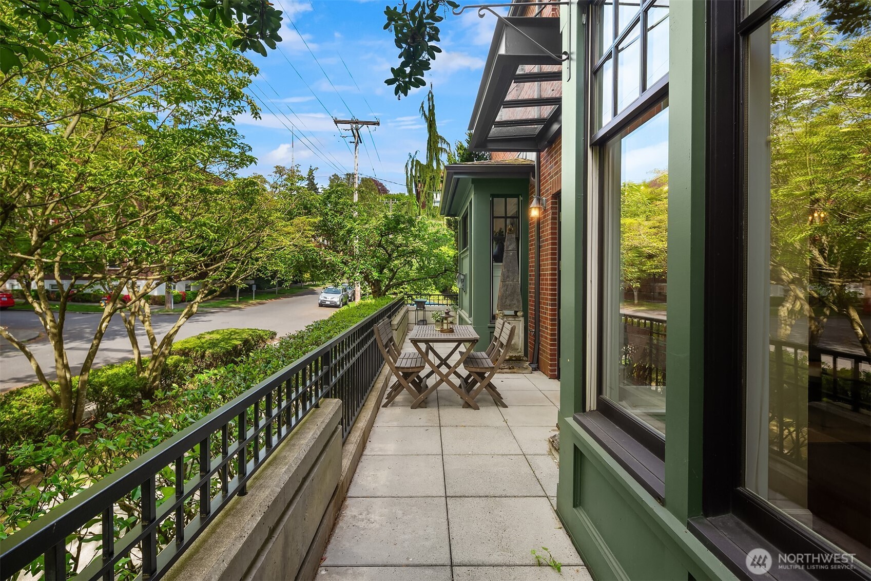 101 W Comstock Street Unit: 101