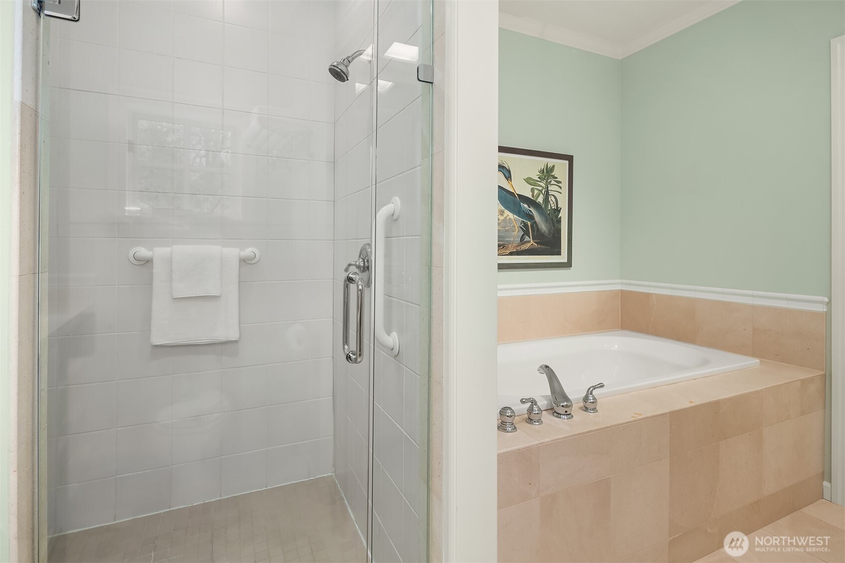 101 W Comstock Street Unit: 101